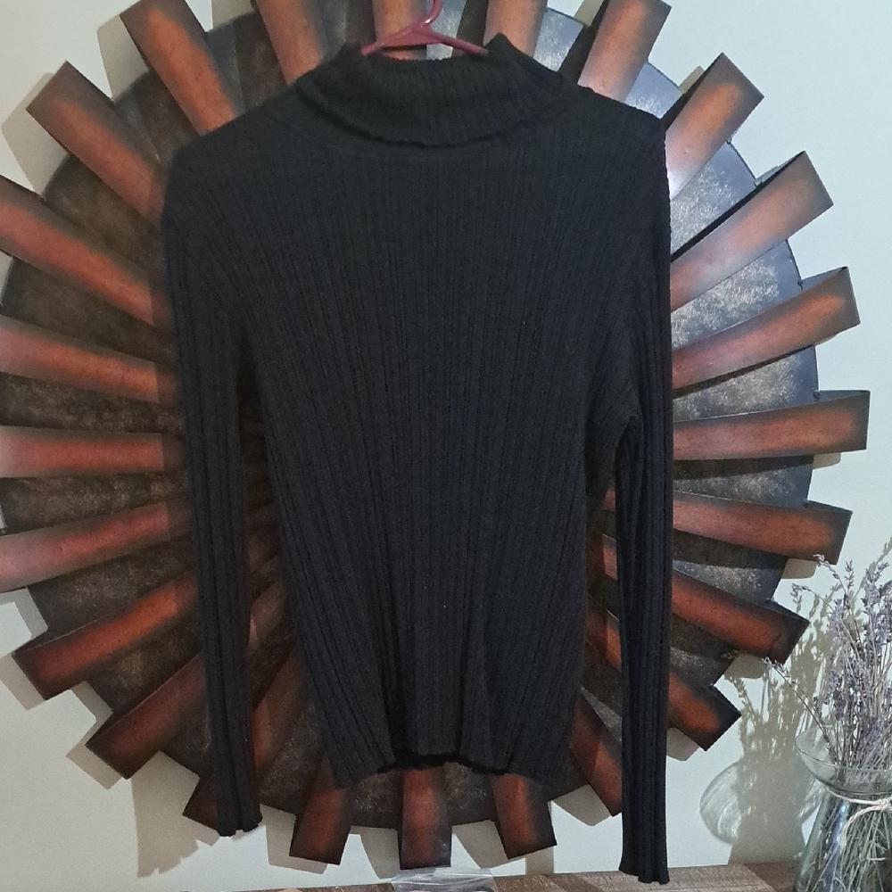 Time and Tru Black Ribbed Turtleneck Sweater Euc